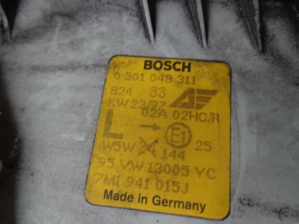 PHARE GAUCHE FORD - Vue 3